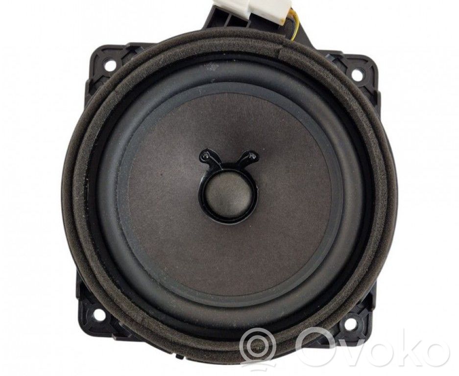 KIA Sorento Altavoz de alta frecuencia para las puertas traseras 