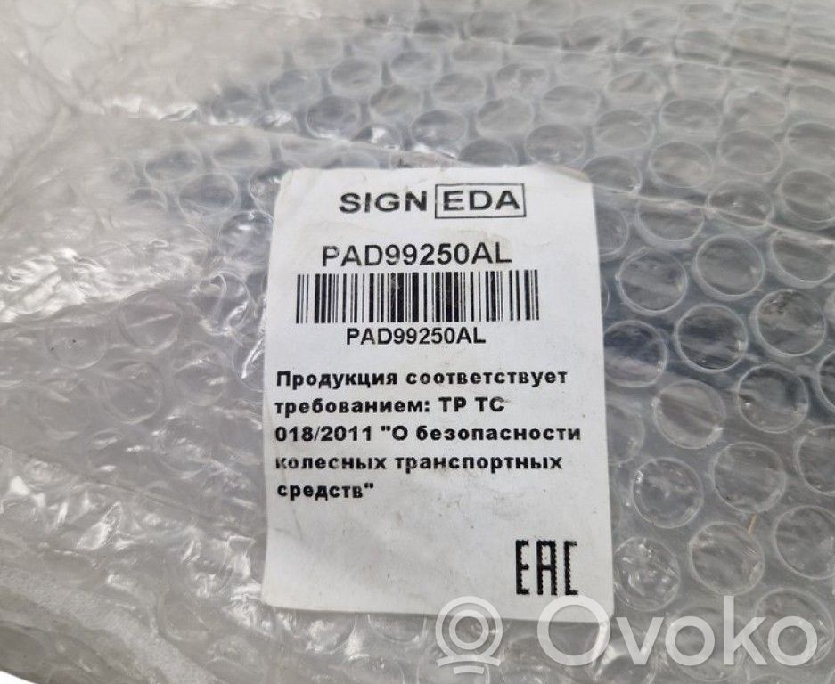 Etusumuvalon ritilä   AU500000291,2107066,PAD99250AL