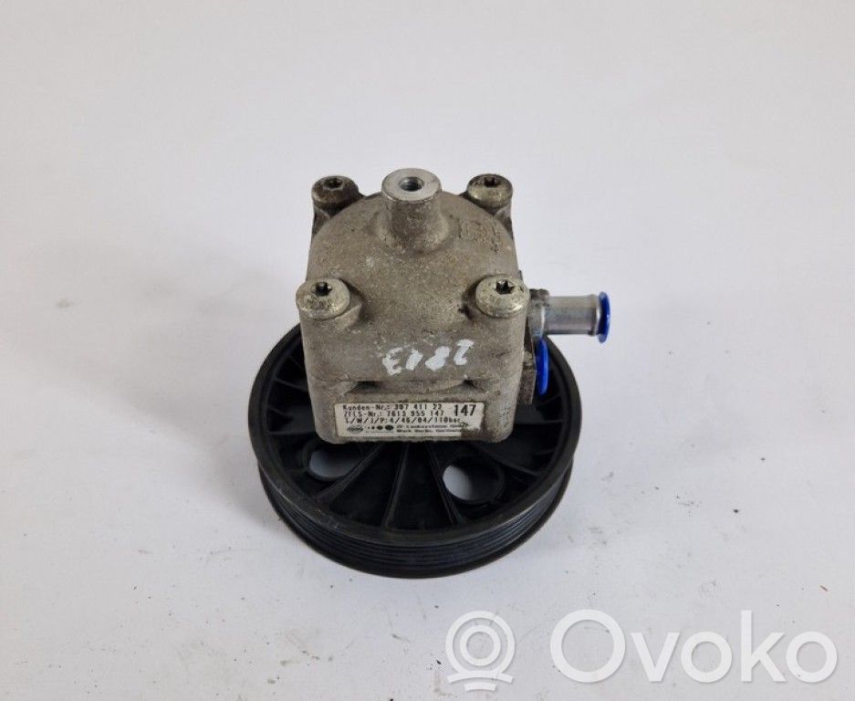 Volvo V70 Power steering pump 