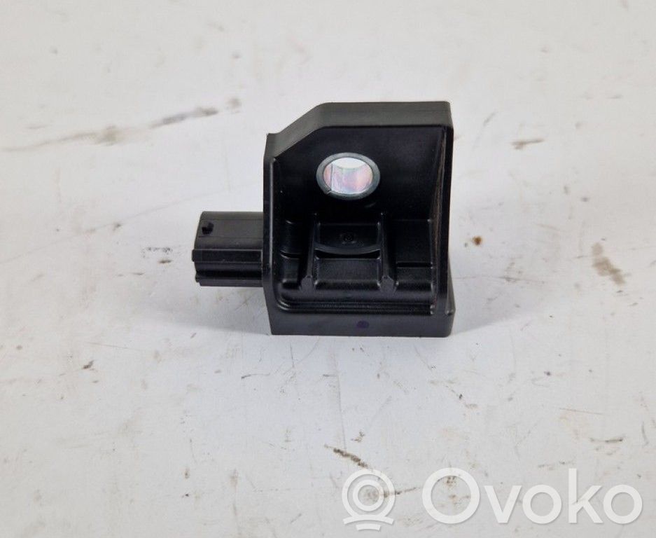 Senzor impact/declanșare airbag   8651A068