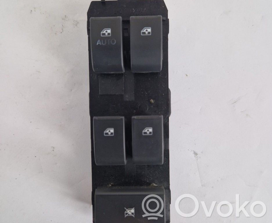 Opel Antara Interruptor del elevalunas eléctrico 