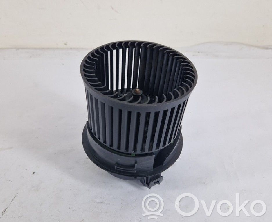 Peugeot 208 I Ventilator aerotermă 