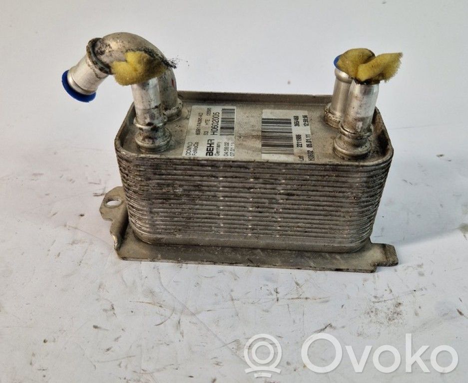 Volvo S80 Öljynsuodattimen kannake 