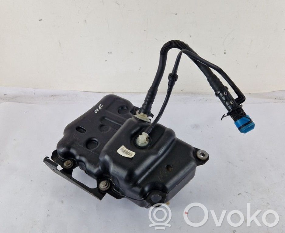 Opel Zafira C Zbiornik płynu AdBlue 