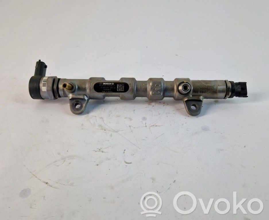 Jeep Cherokee Tubo principal de alimentación del combustible 