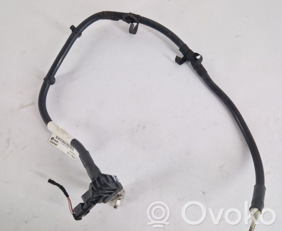 Audi A1 Cablu cu bornă pozitivă (baterie) 