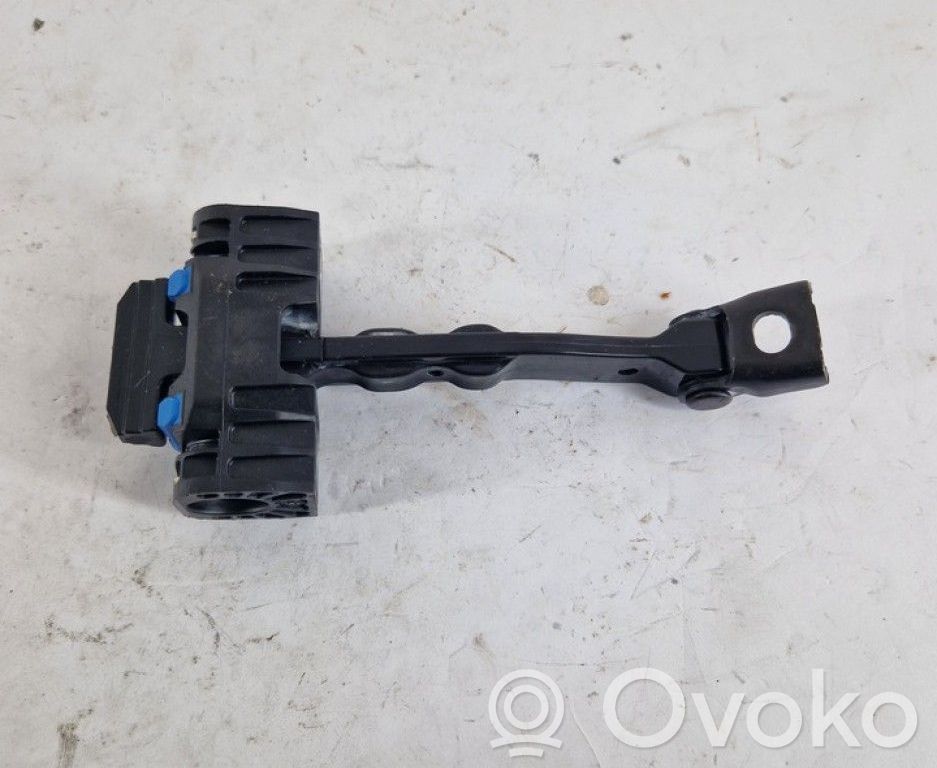 Audi A1 Etuoven pidätin 