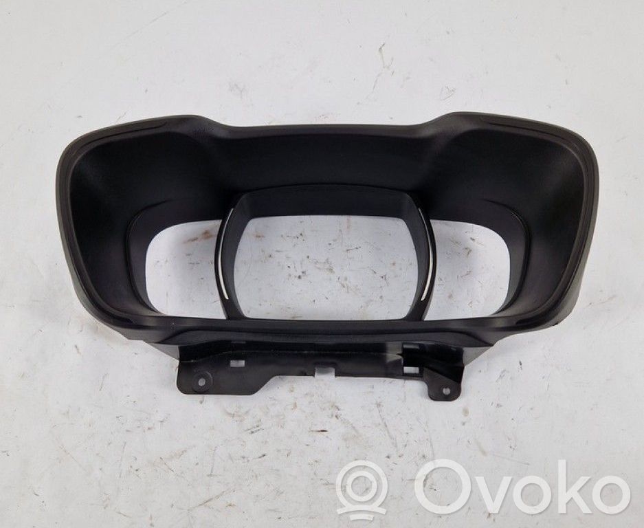 Moldura del panel   682507227R