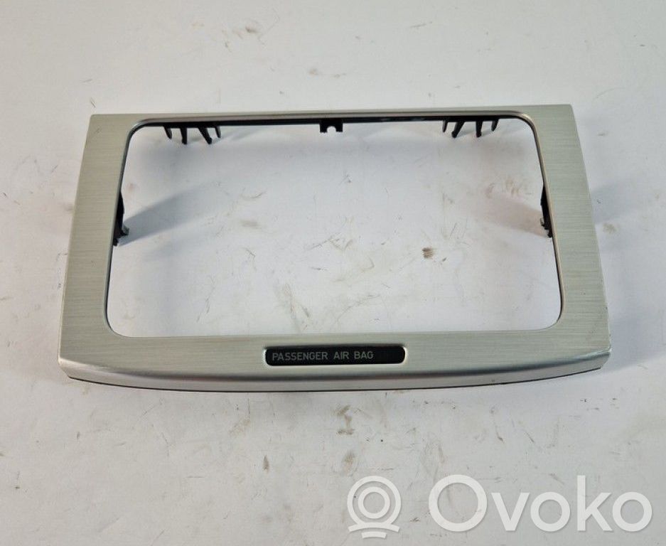 Volkswagen PASSAT B6 Rămă unitate radio/GPS 
