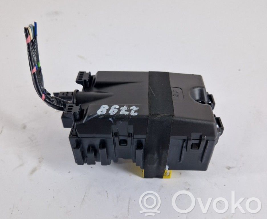 Peugeot 208 I Module de fusibles