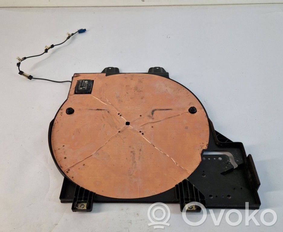 GPS-pystyantenni   1Q0035540B,1Q0035540B,1Q0035540B,1Q0035502D