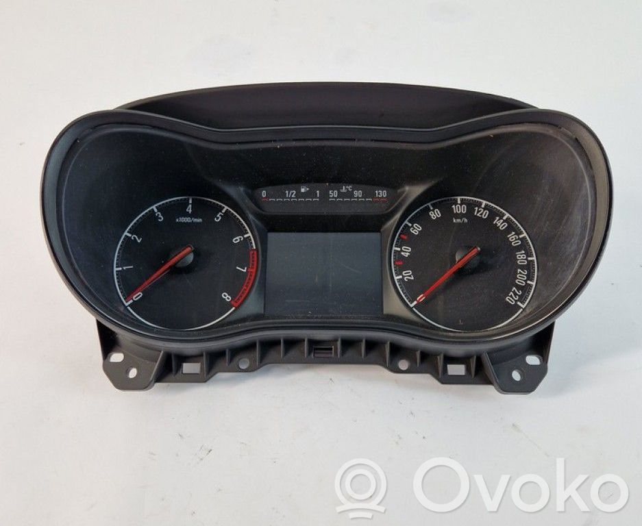 Opel Corsa E Nopeusmittari (mittaristo) 