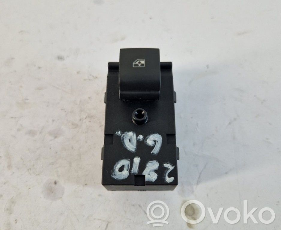 Opel Zafira C Interrupteur commade lève-vitre