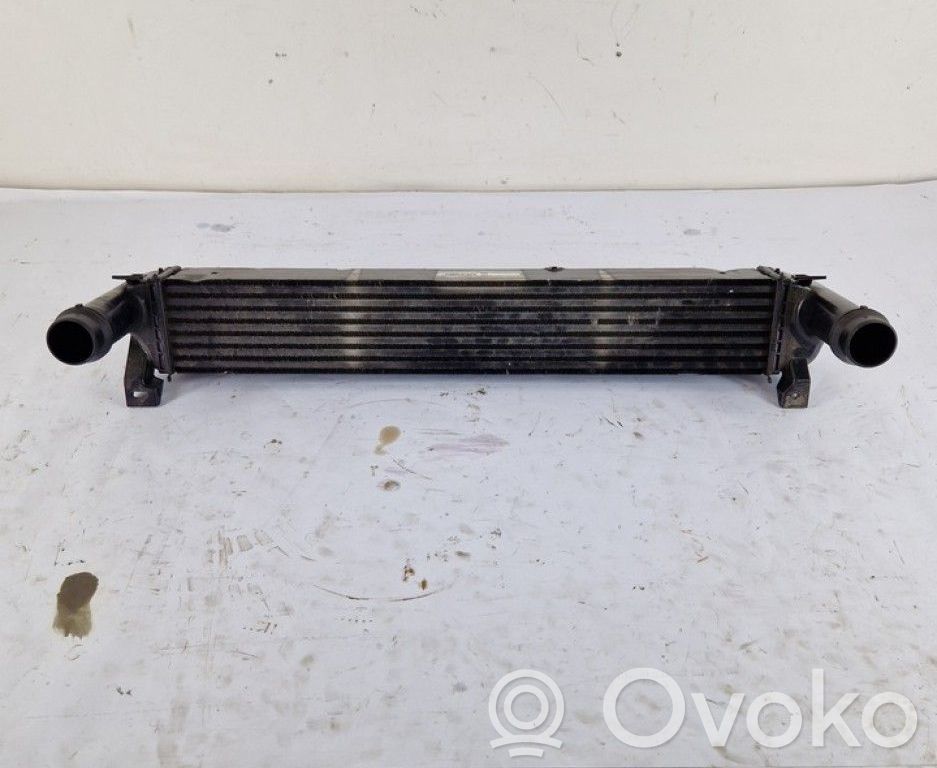 Jeep Cherokee Interkūlerio radiatorius 