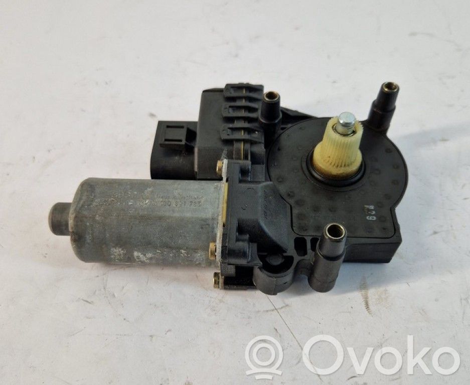 Audi A6 S6 C5 4B Motor macara geam ușă spate 
