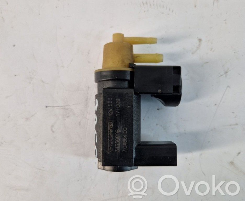 Volvo V40 Solenoid supapă turbosuflantă