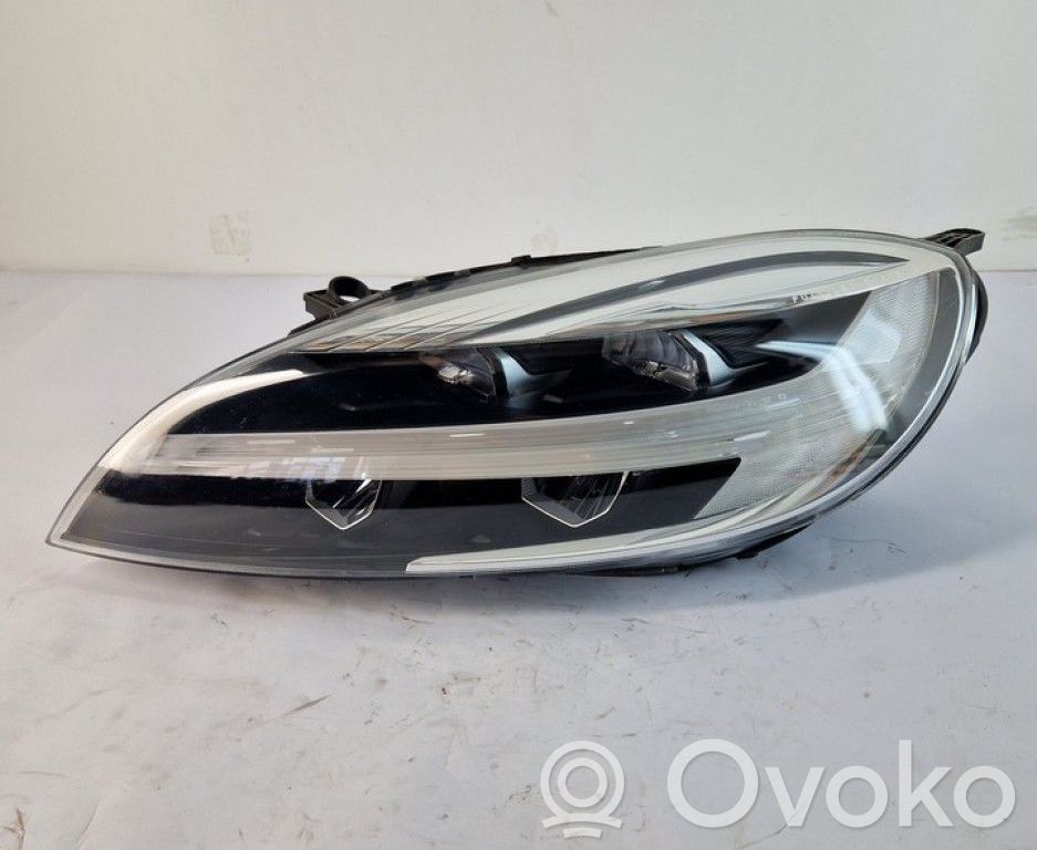 Volvo V40 Headlight/headlamp 