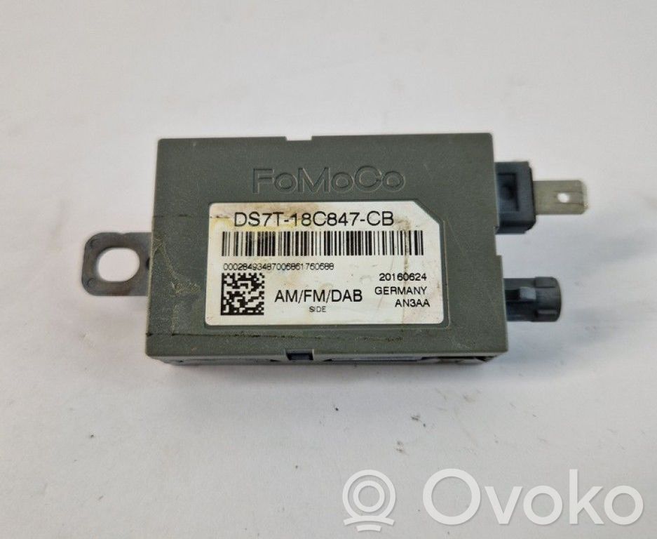 Ford Mondeo MK V Antenos stiprintuvas 