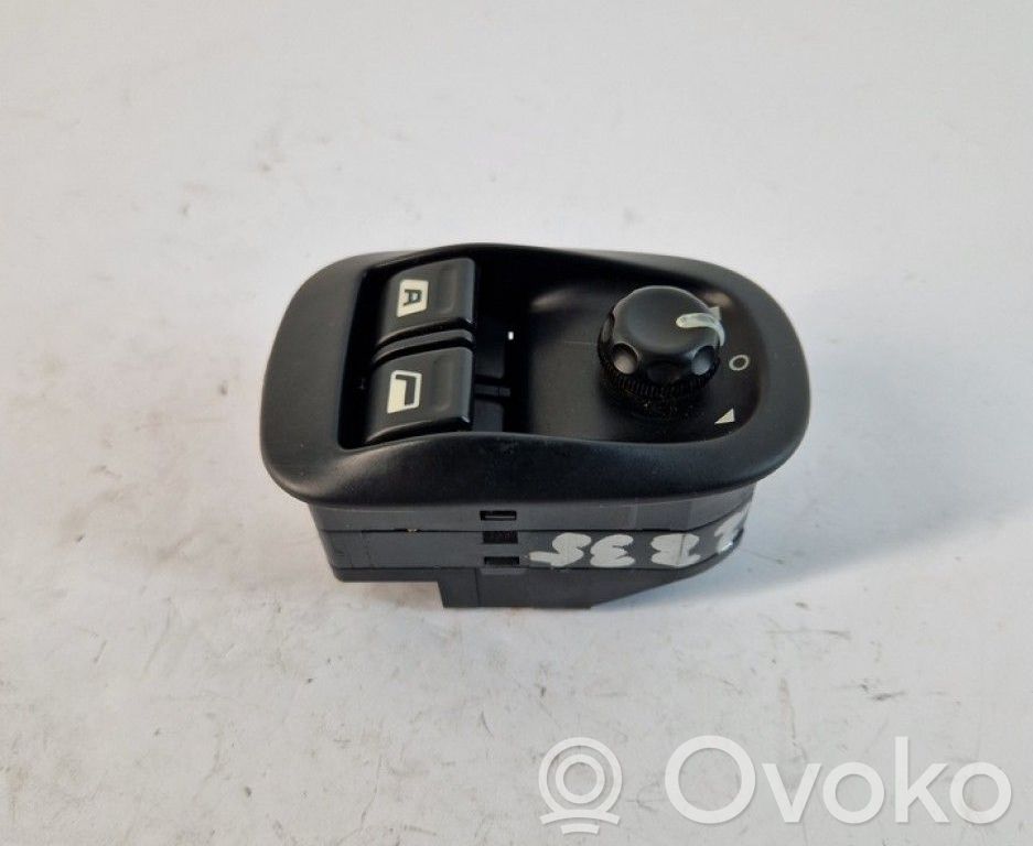 Electric window control switch