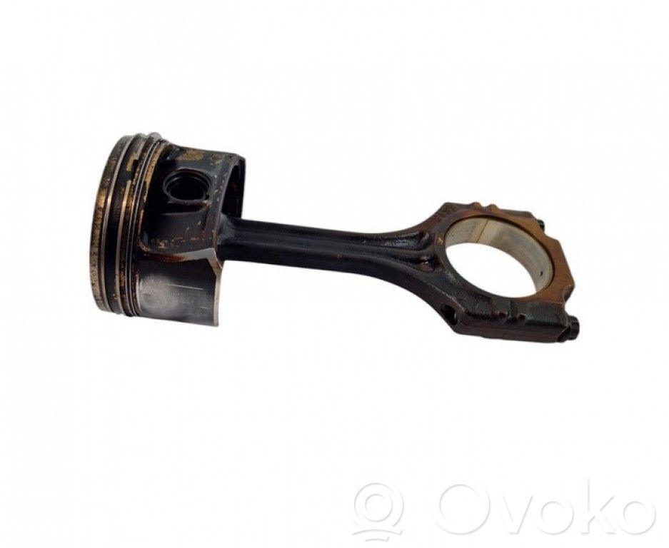 Volkswagen Golf V Piston 