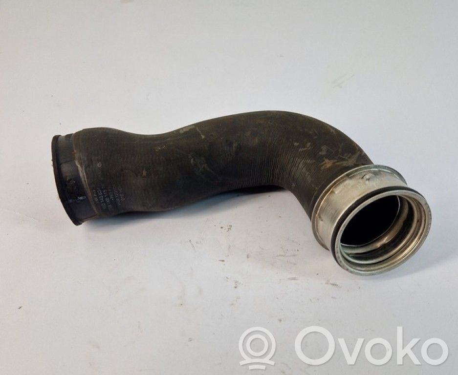 Volkswagen PASSAT B6 Furtun/conductă intercooler