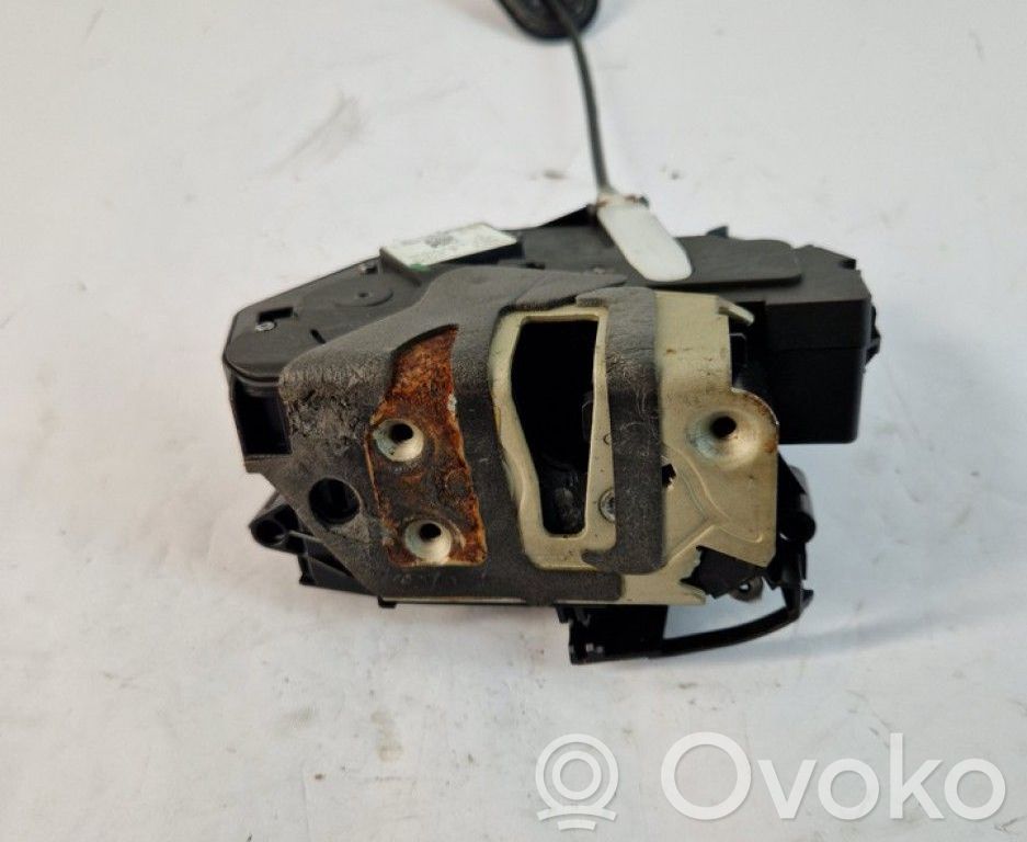 Ford Mondeo MK V Cerradura de puerta delantera 