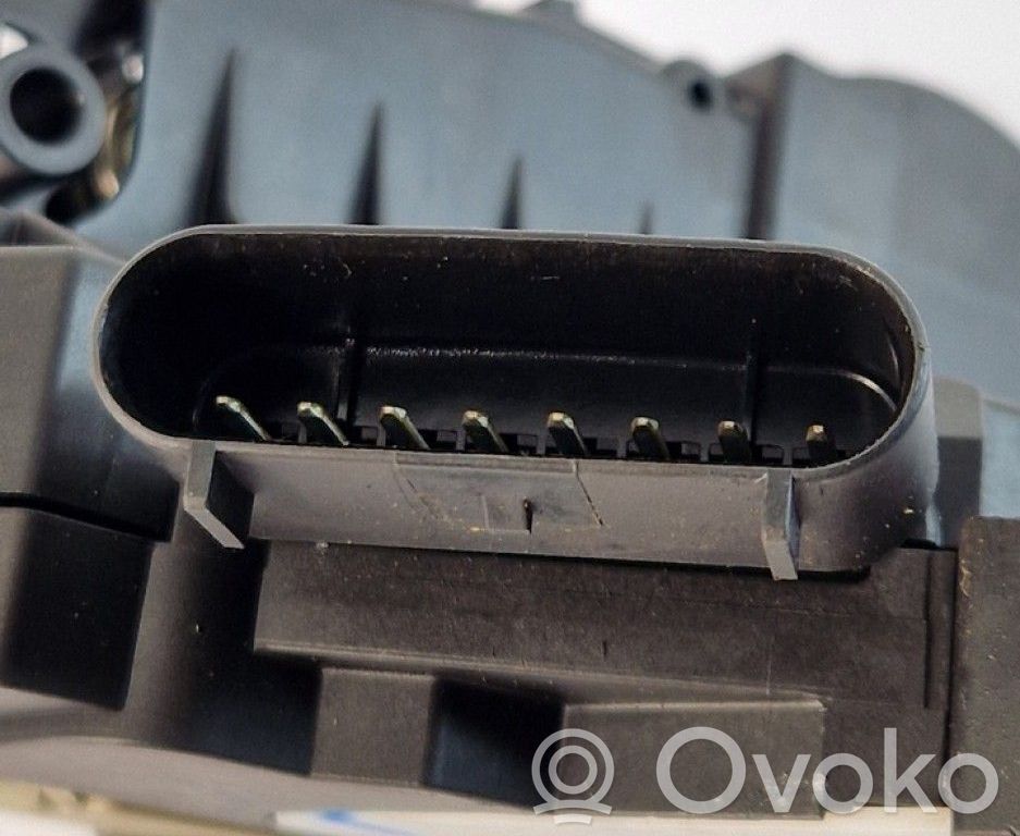 Ford Mondeo MK V Serratura portiera anteriore