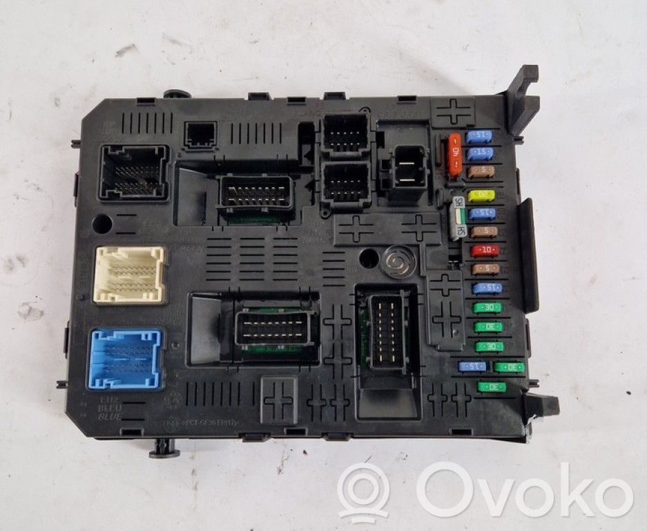 Peugeot 308 Sulakemoduuli 