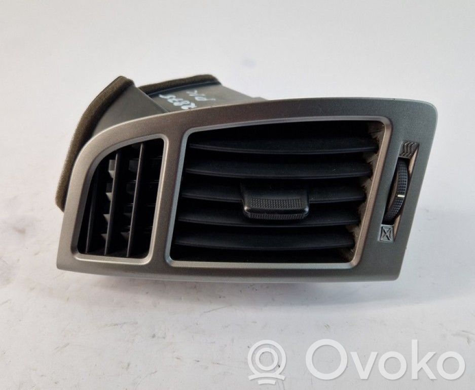 Hyundai i20 (PB PBT) Grilă ventilație centrală 