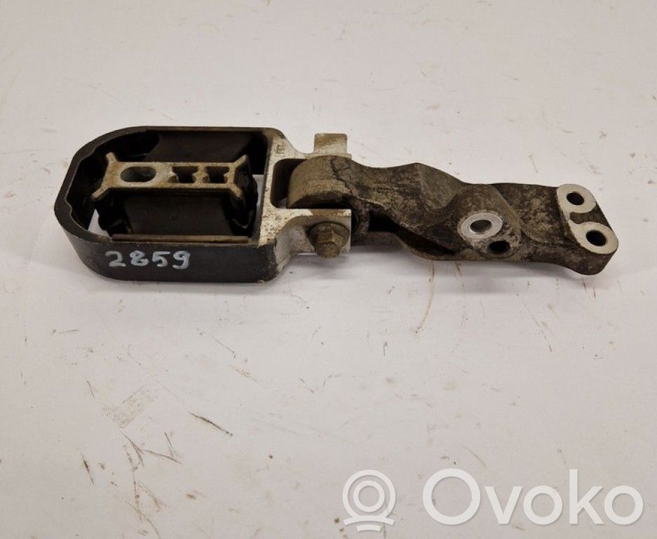Volvo V40 Engine mount bracket 