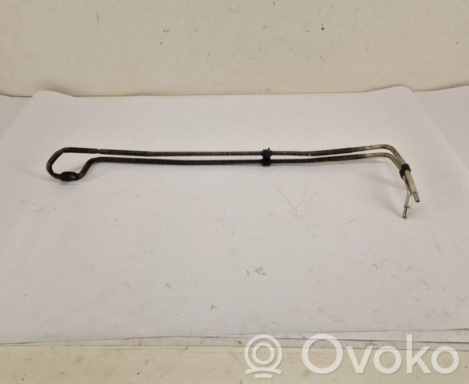Audi A6 S6 C6 4F Mocowanie / uchwyt filtra oleju 