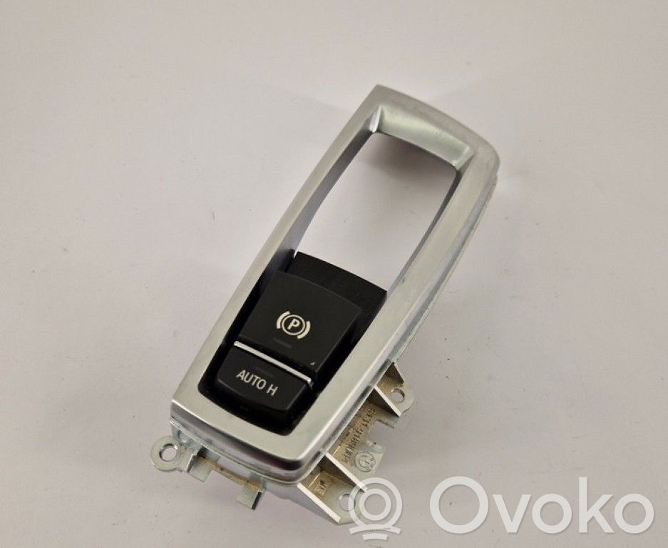 BMW 5 F10 F11 Interruttore del freno di stazionamento/freno a mano 