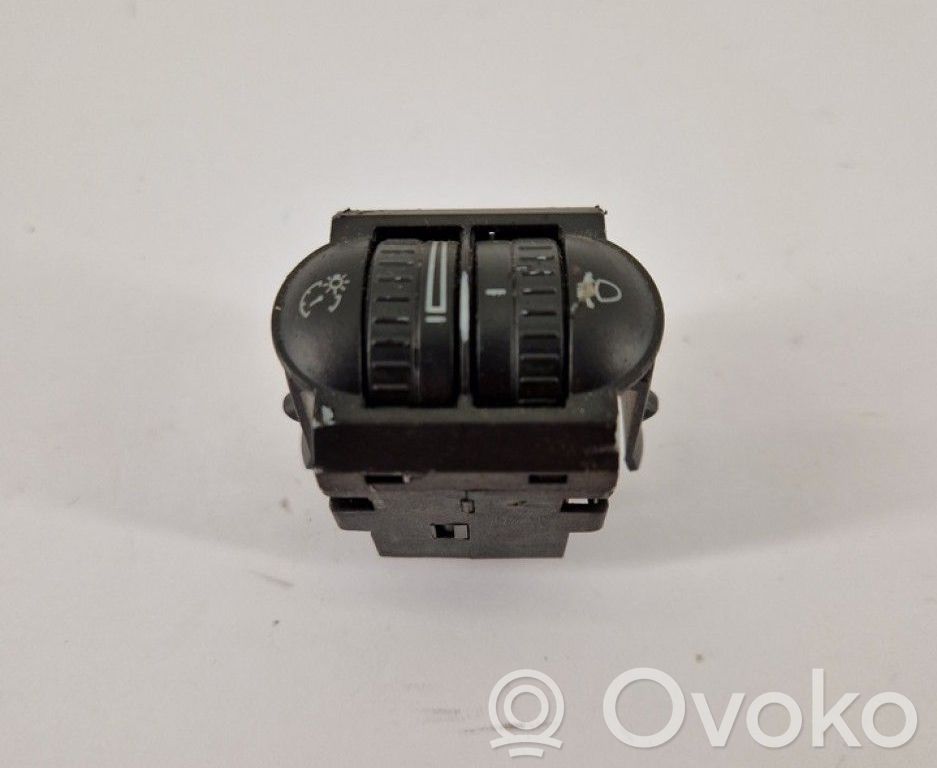 Volkswagen Golf V Interruptor de control del panel de luces 