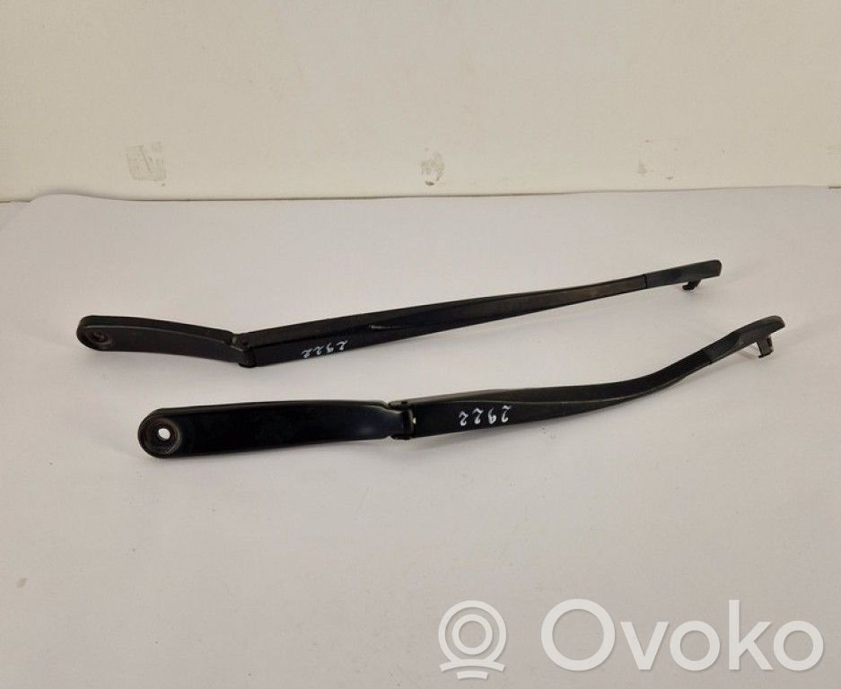 BMW 5 F10 F11 Braccio della spazzola tergicristallo anteriore 
