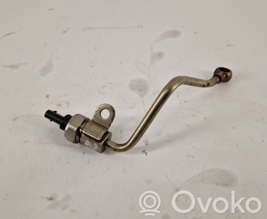 Toyota RAV 4 (XA40) Sensor de presión del aceite