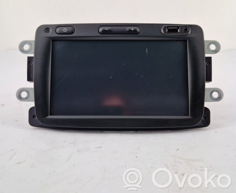 Renault Captur Radio/CD/DVD/GPS head unit 