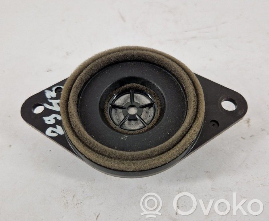Toyota RAV 4 (XA40) Altavoz de la puerta delantera 