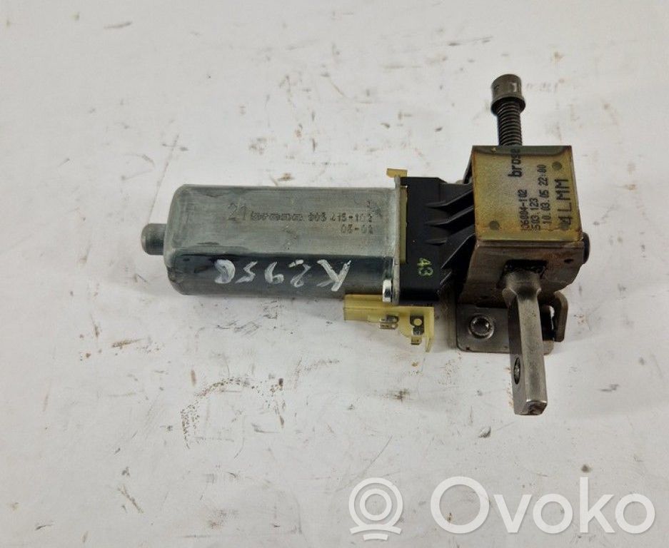 Volkswagen Touareg I Motor/actuator trapă