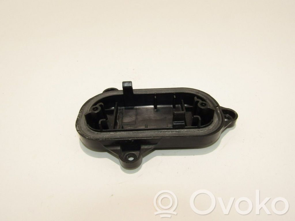 Osłona żarówki lampy przedniej   5J5941607,5J5941607,5J5941607