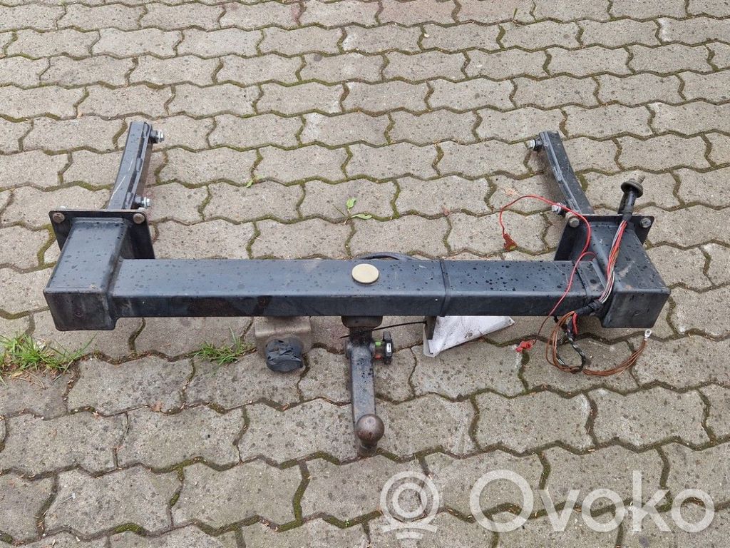 Mercedes-Benz ML W164 Irroitettava vetokoukku 