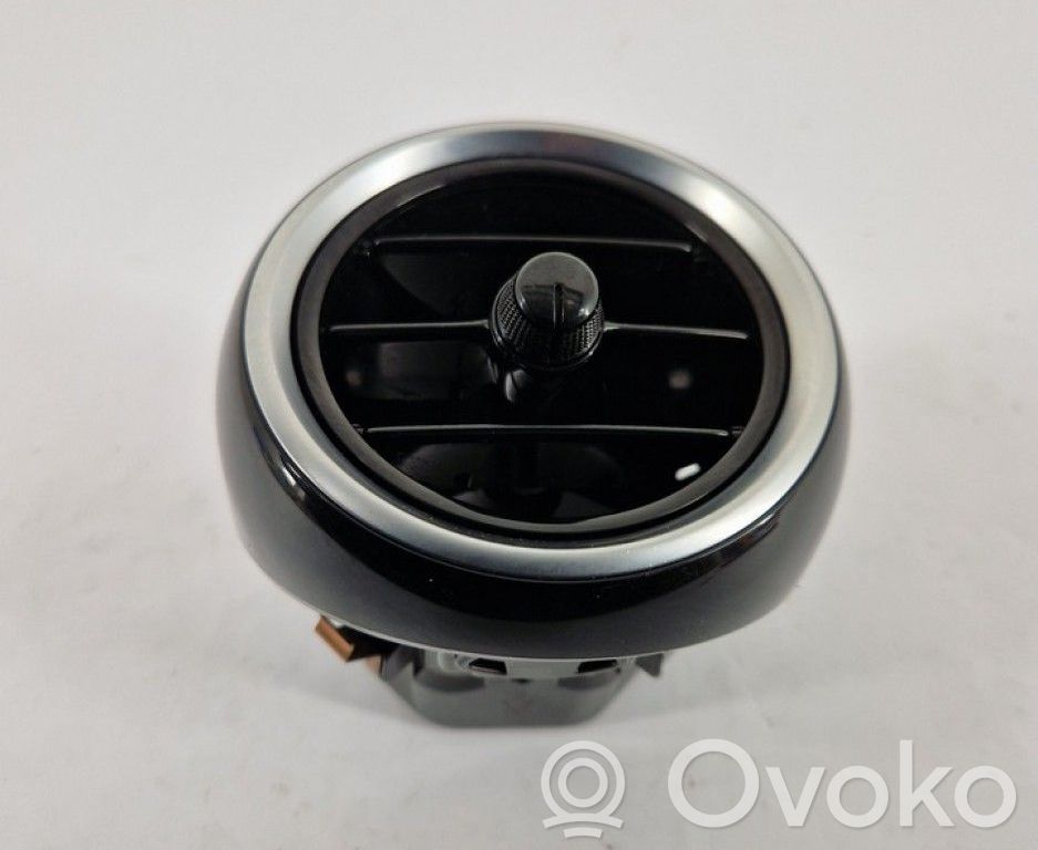 Mercedes-Benz C W205 Griglia di ventilazione centrale cruscotto