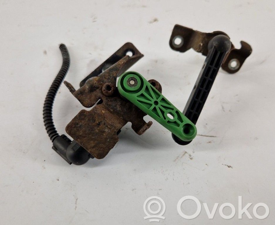 Volkswagen PASSAT B8 Sensore di livello altezza frontale sospensioni