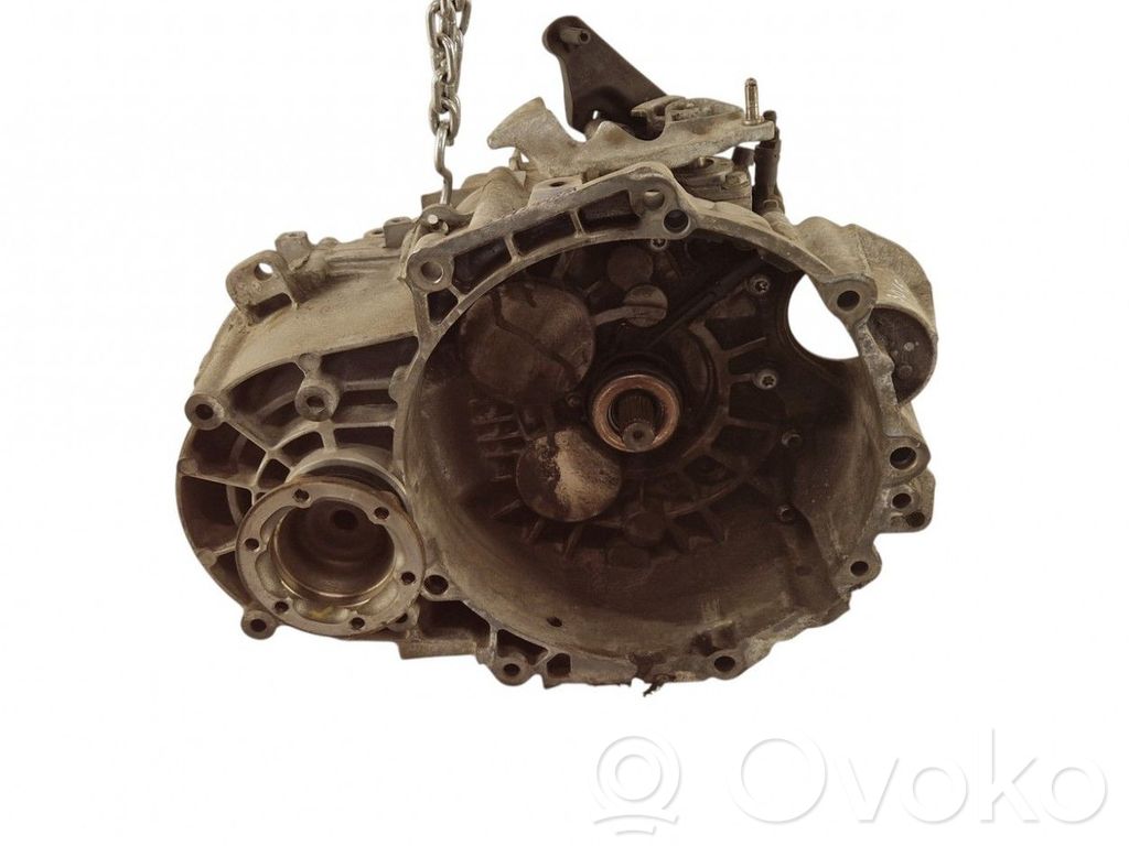 Volkswagen Eos Cutie viteze manuală cu 6 trepte 