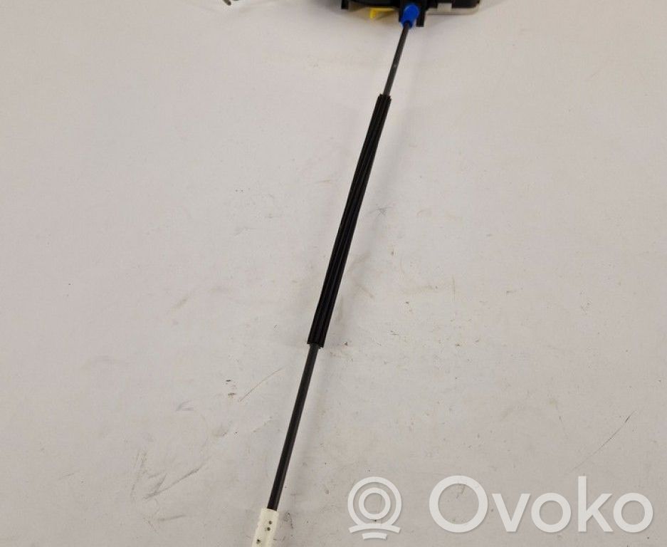 Opel Astra J Etuoven lukko 