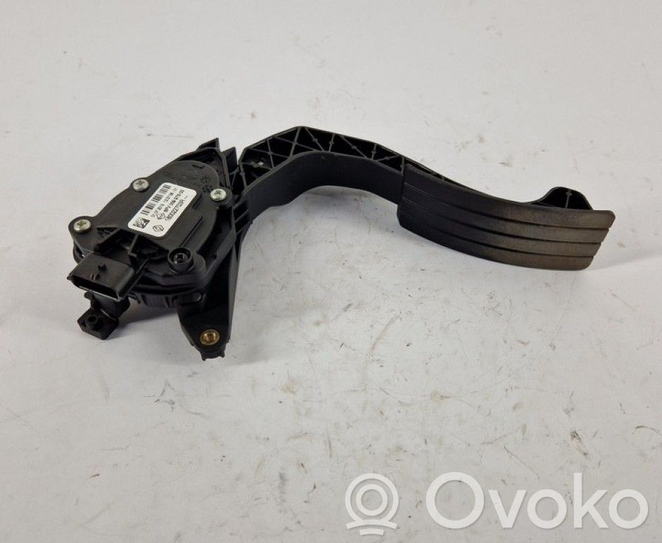 Dacia Sandero II Pedale dell’acceleratore 