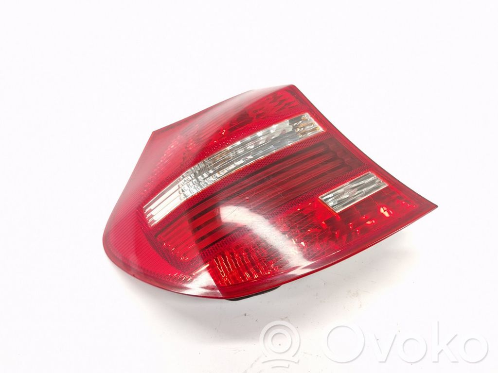 BMW 1 E81 E87 Lampa tylna