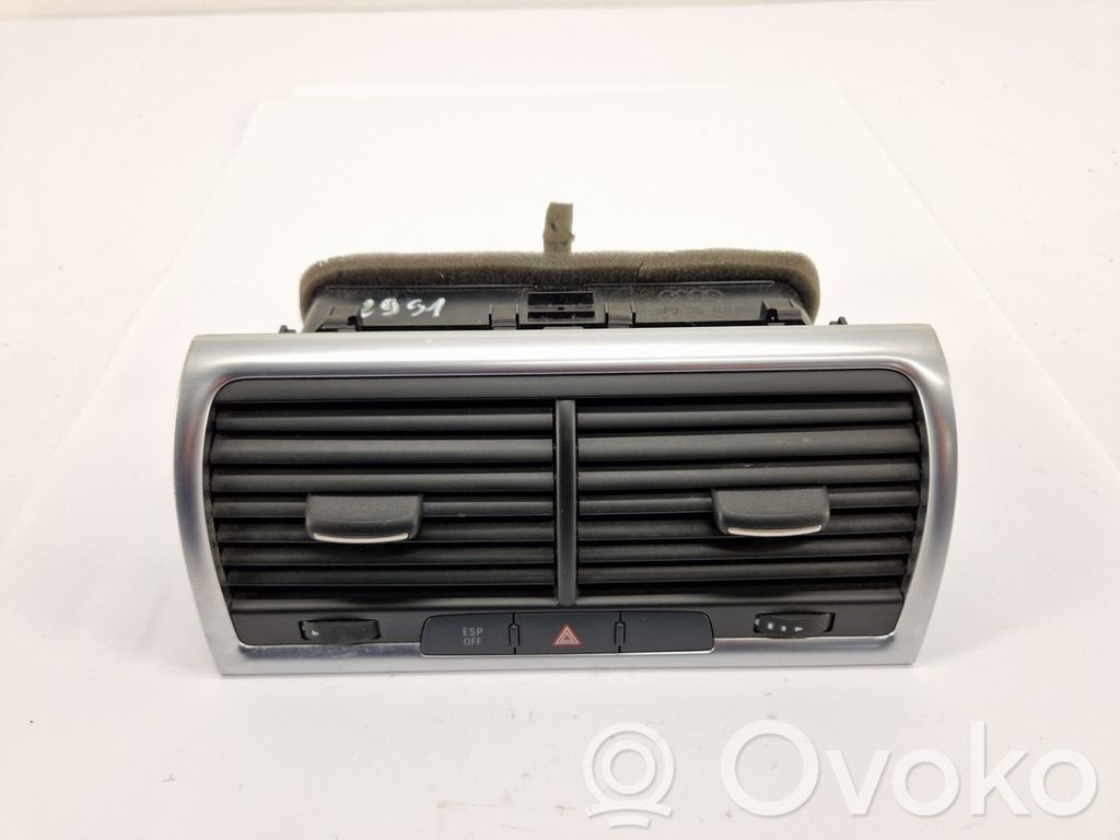 Audi Q7 4L Rejilla de ventilación central del panel 