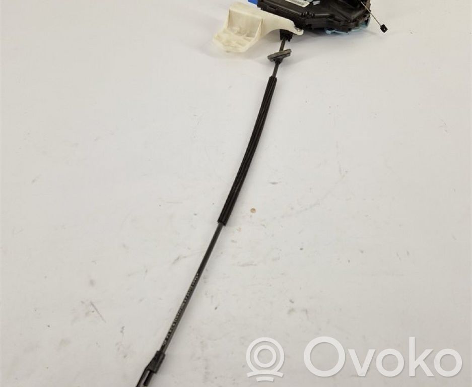 Volkswagen Caddy Front door lock