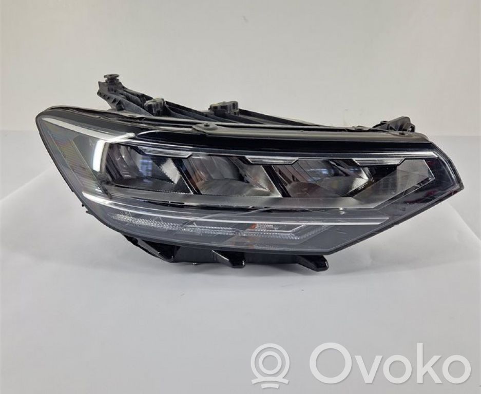 Volkswagen PASSAT B8 Scheinwerfer 