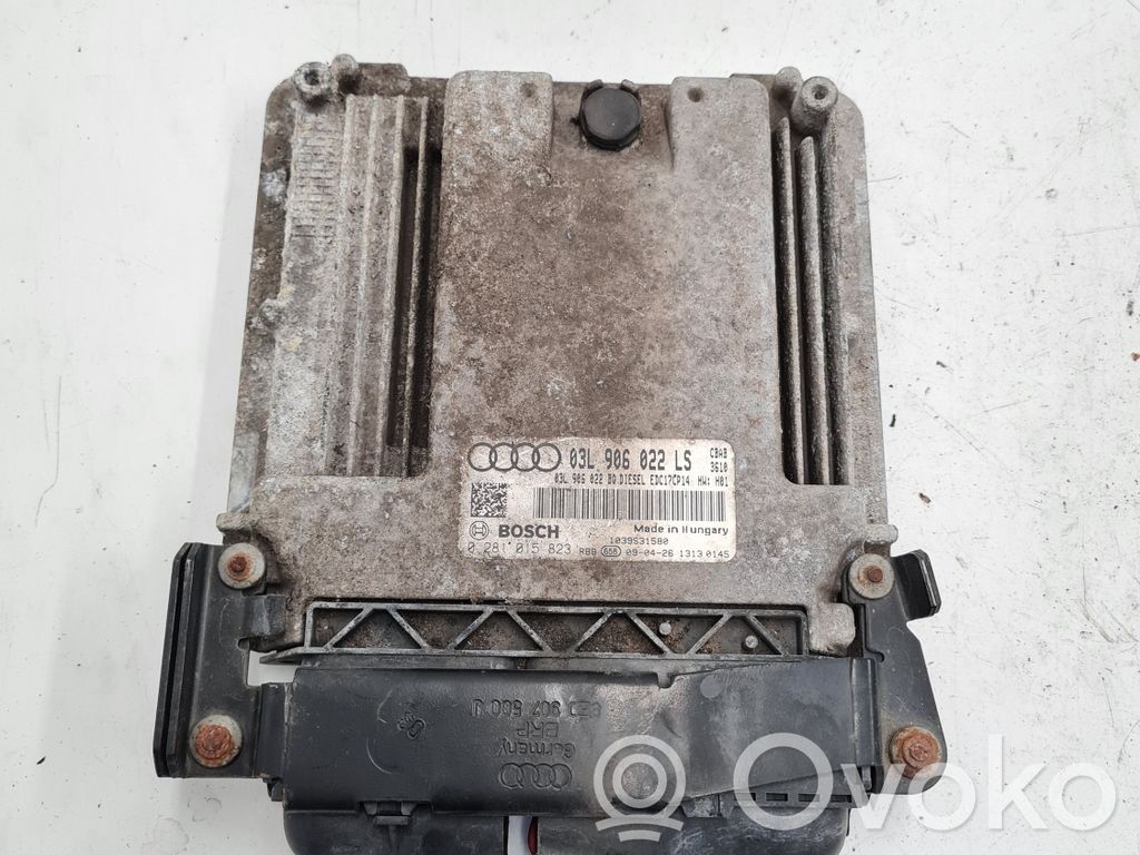 Audi A3 S3 A3 Sportback 8P Engine control unit/module 